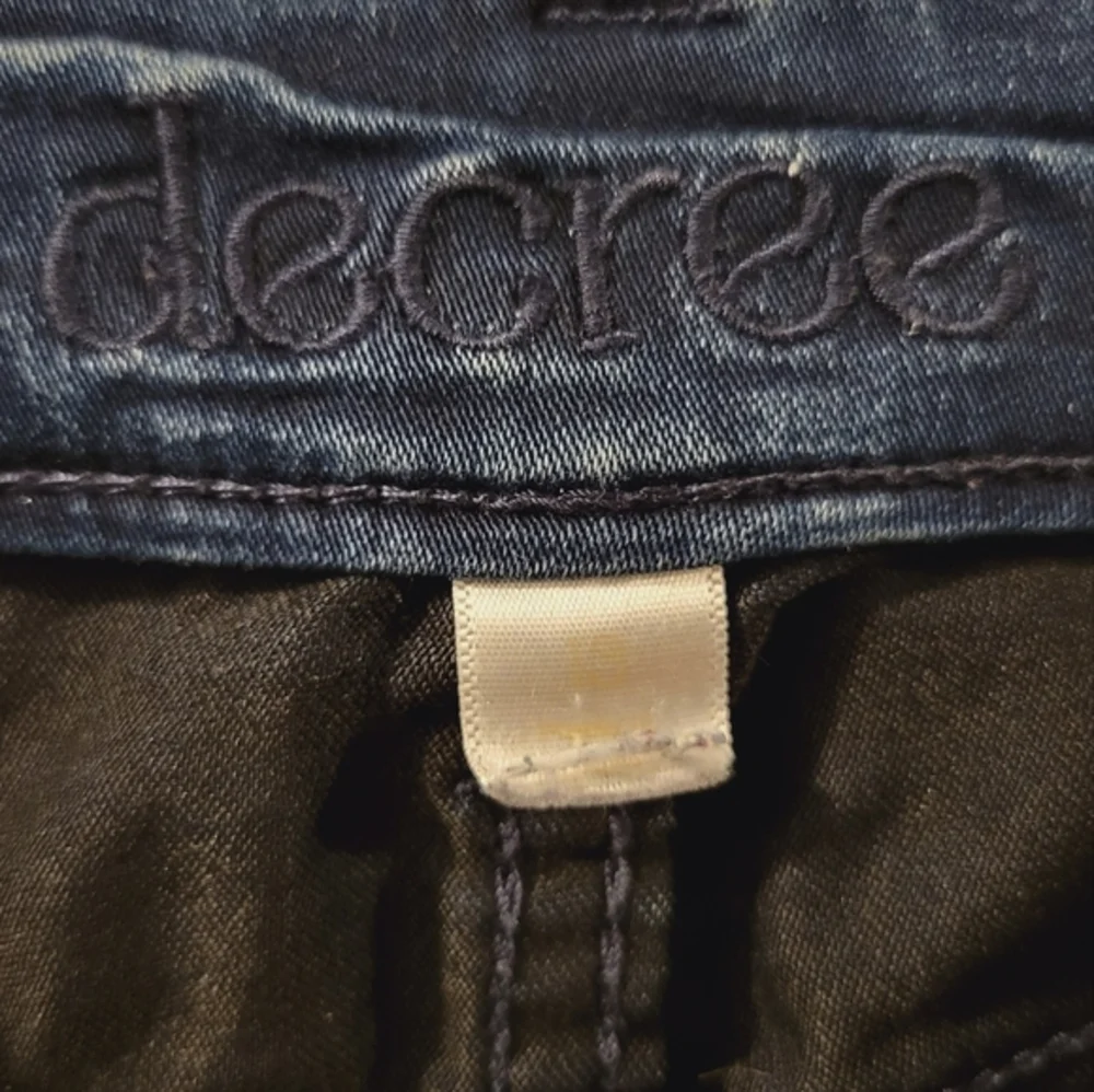 Decree make sure